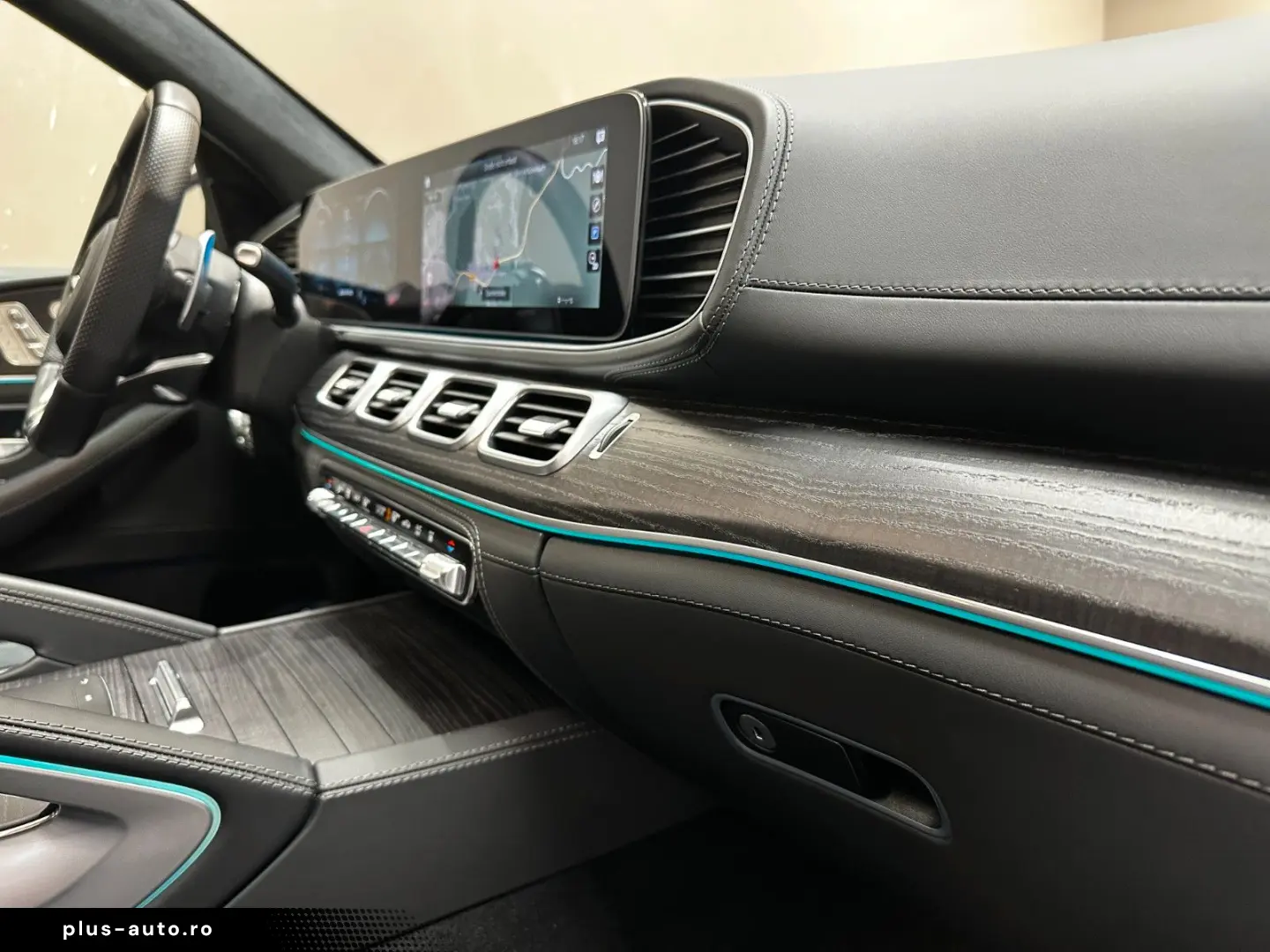 MERCEDES-BENZ GLS63 AMG 4M  Night-Paket  7-SITZER PANO DIST