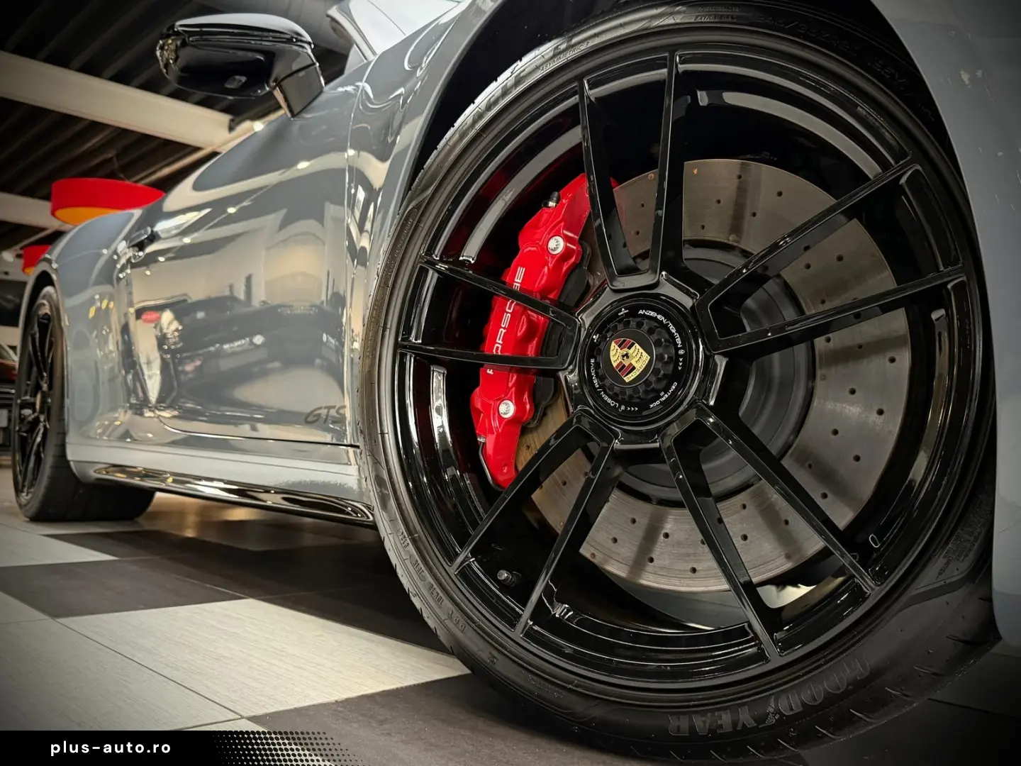 PORSCHE 911 Carrera GTS Cabriolet  360  Lift Carbon Bose