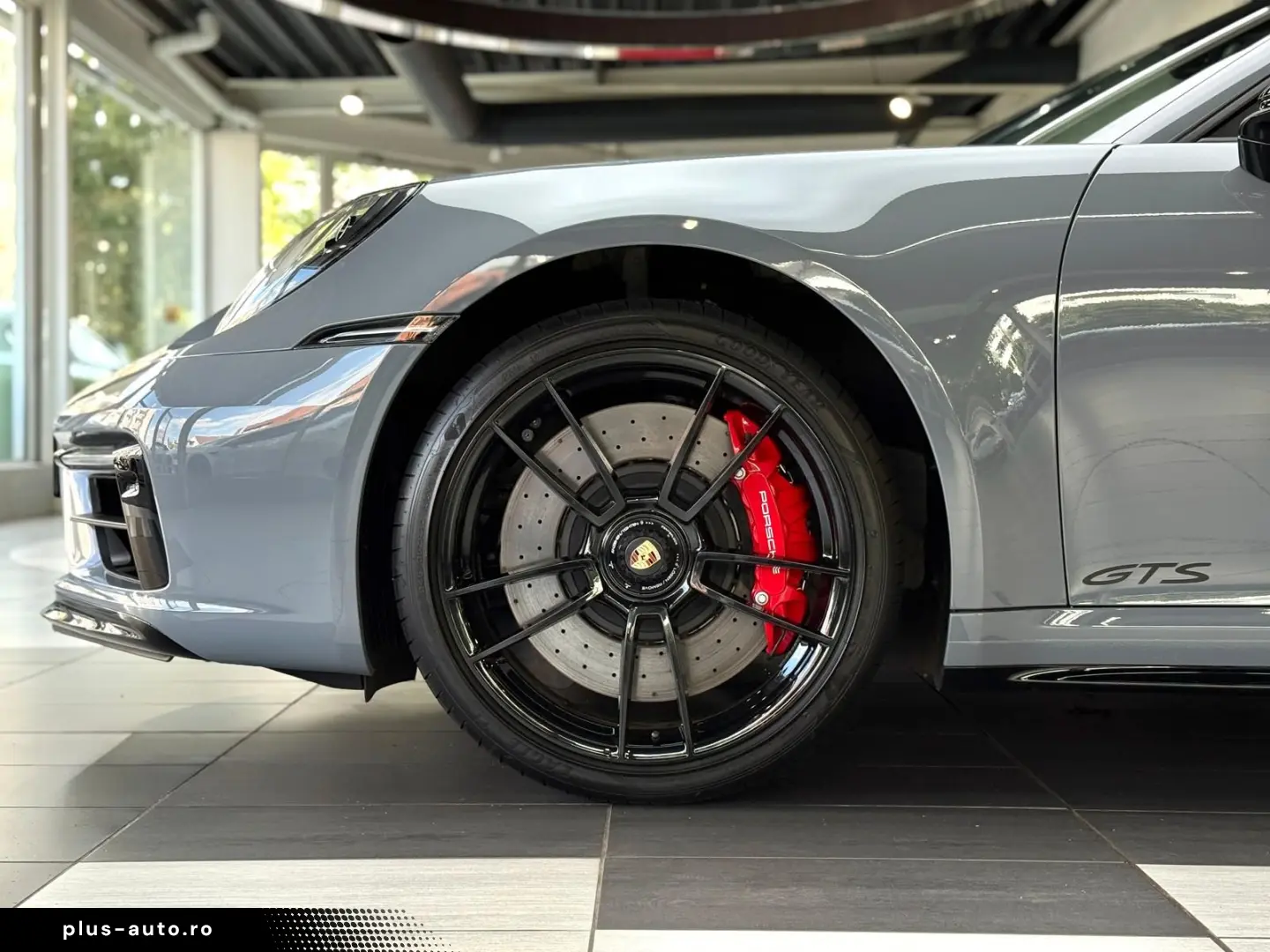 PORSCHE 911 Carrera GTS Cabriolet  360  Lift Carbon Bose