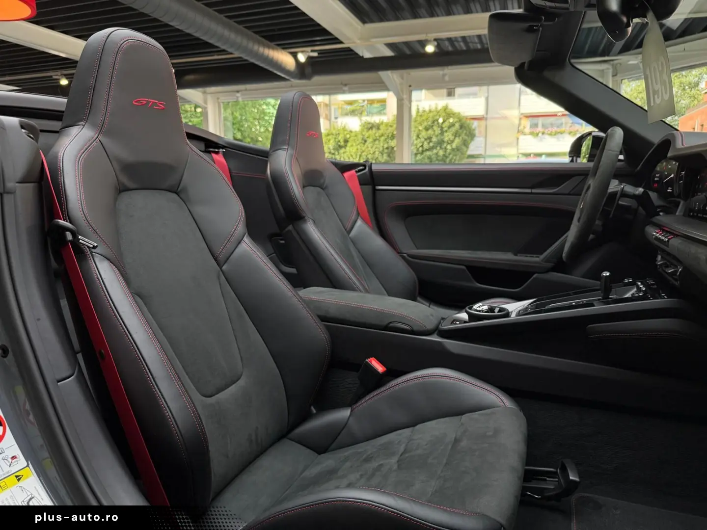 PORSCHE 911 Carrera GTS Cabriolet  360  Lift Carbon Bose