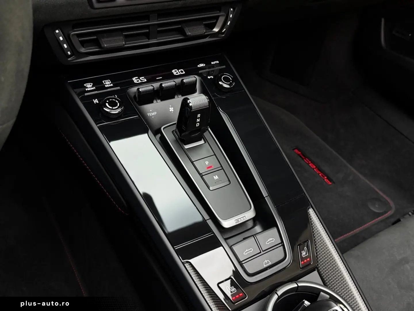 PORSCHE 911 Carrera GTS Cabriolet  360  Lift Carbon Bose