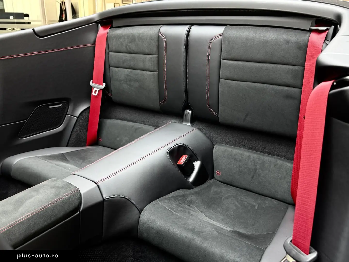 PORSCHE 911 Carrera GTS Cabriolet  360  Lift Carbon Bose