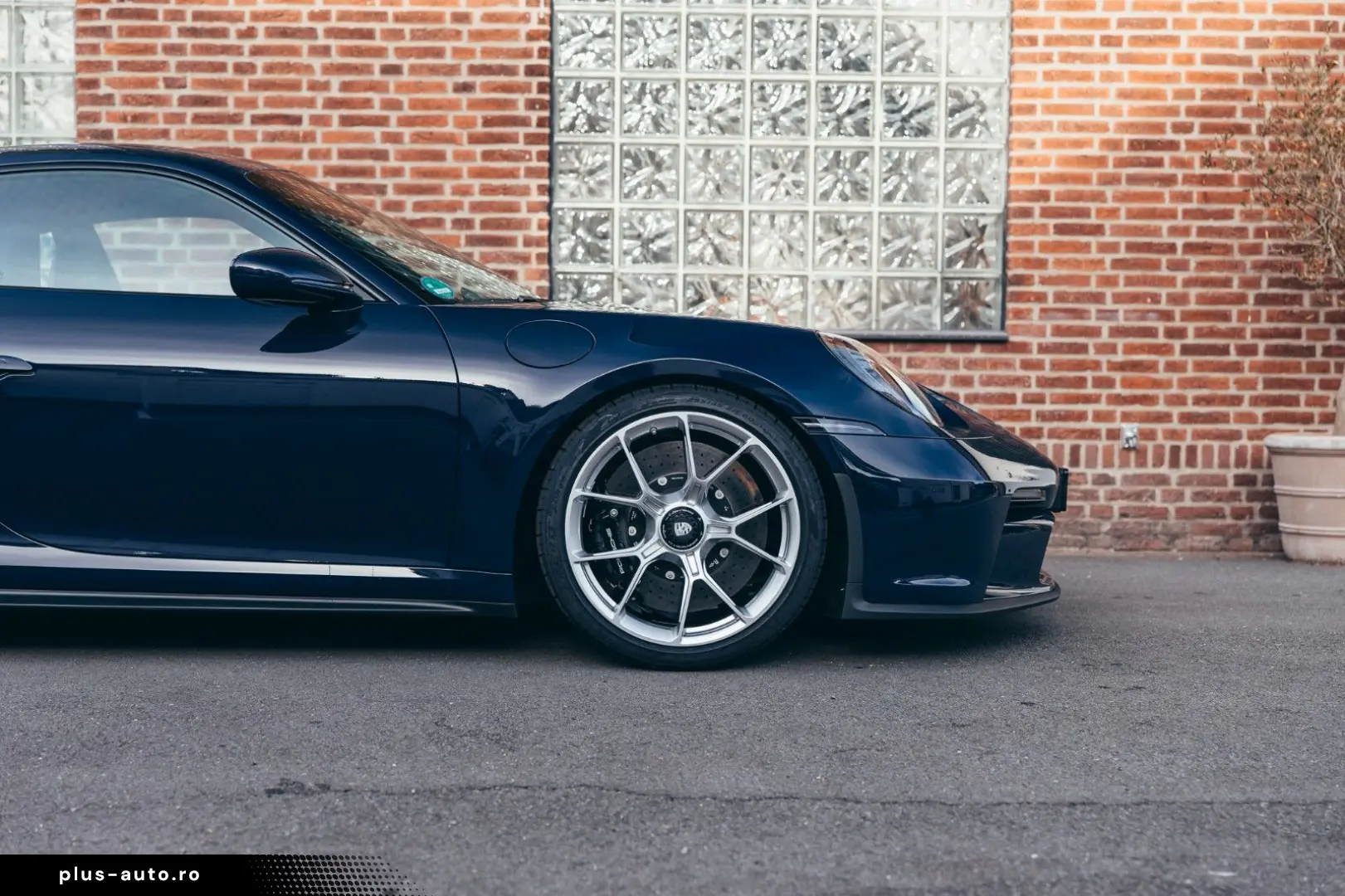 PORSCHE 992 GT3 Touring Sonderwunsch - Approved 04 2027