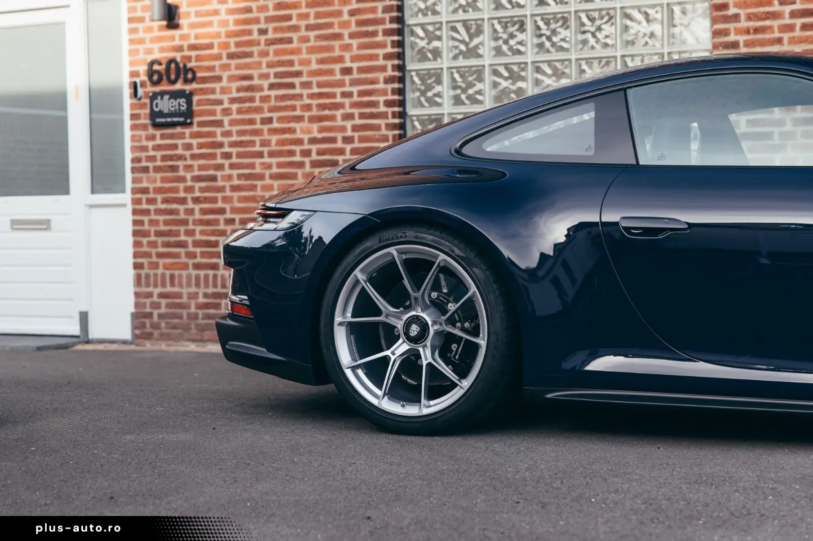 PORSCHE 992 GT3 Touring Sonderwunsch - Approved 04 2027