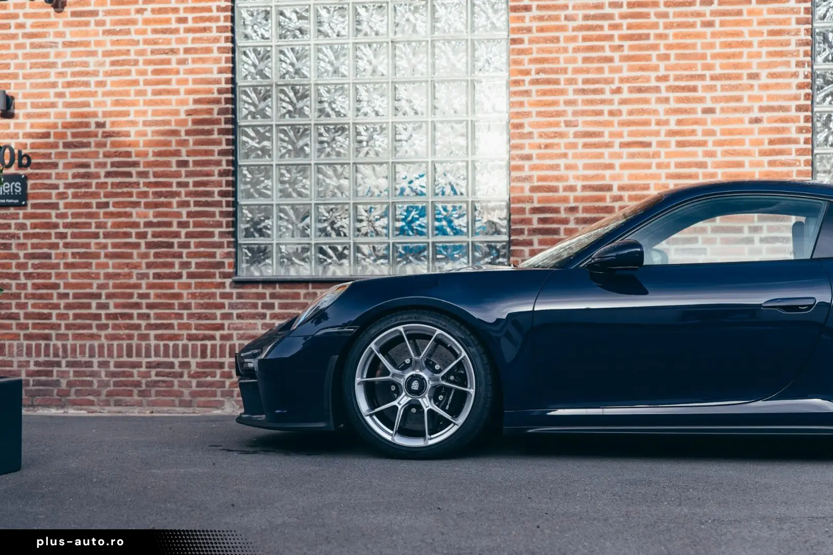 PORSCHE 992 GT3 Touring Sonderwunsch - Approved 04 2027