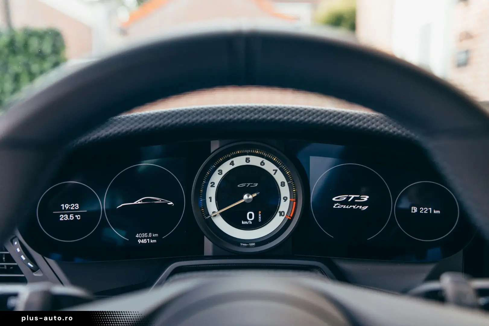 PORSCHE 992 GT3 Touring Sonderwunsch - Approved 04 2027