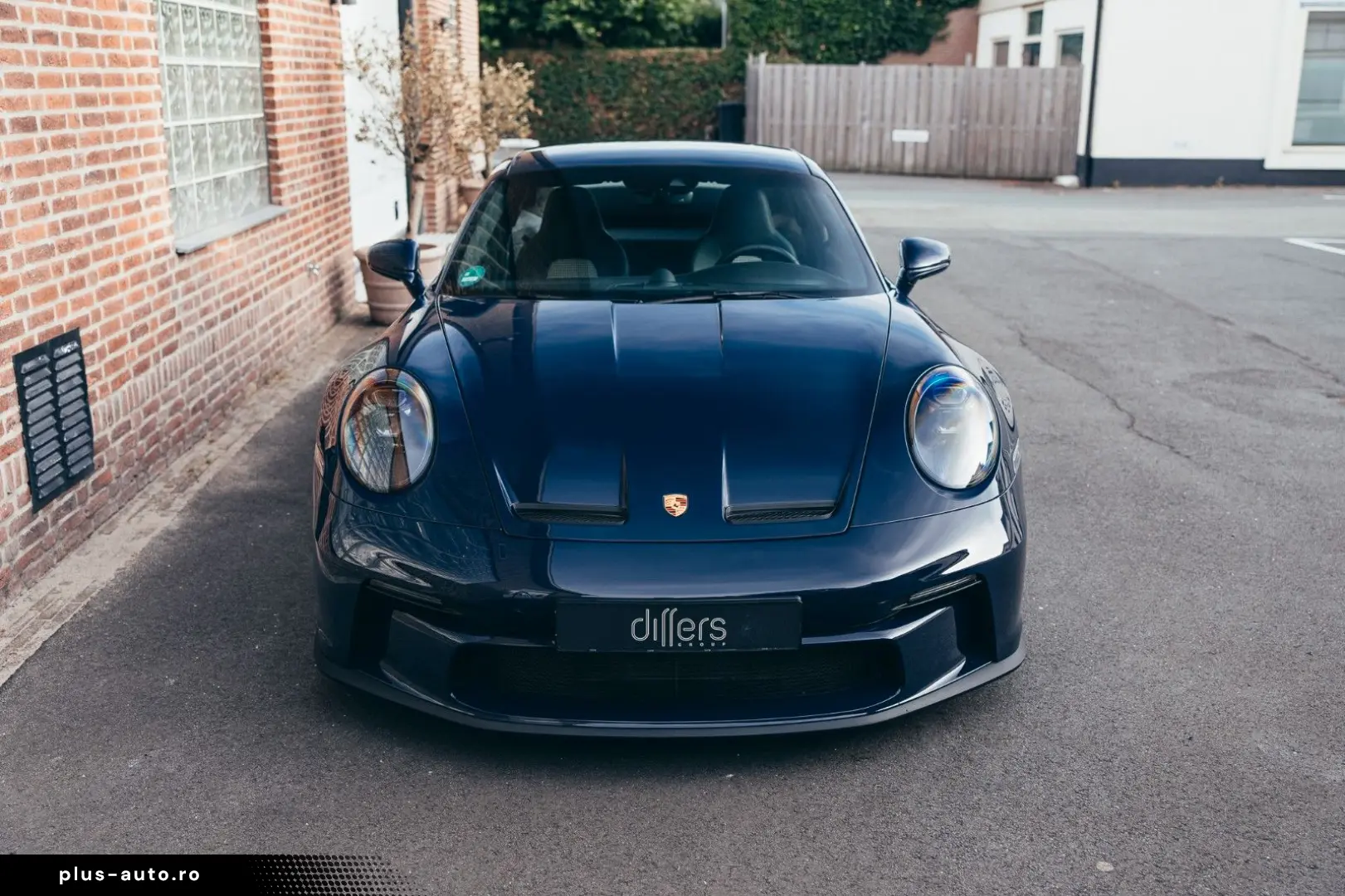 PORSCHE 992 GT3 Touring Sonderwunsch - Approved 04 2027