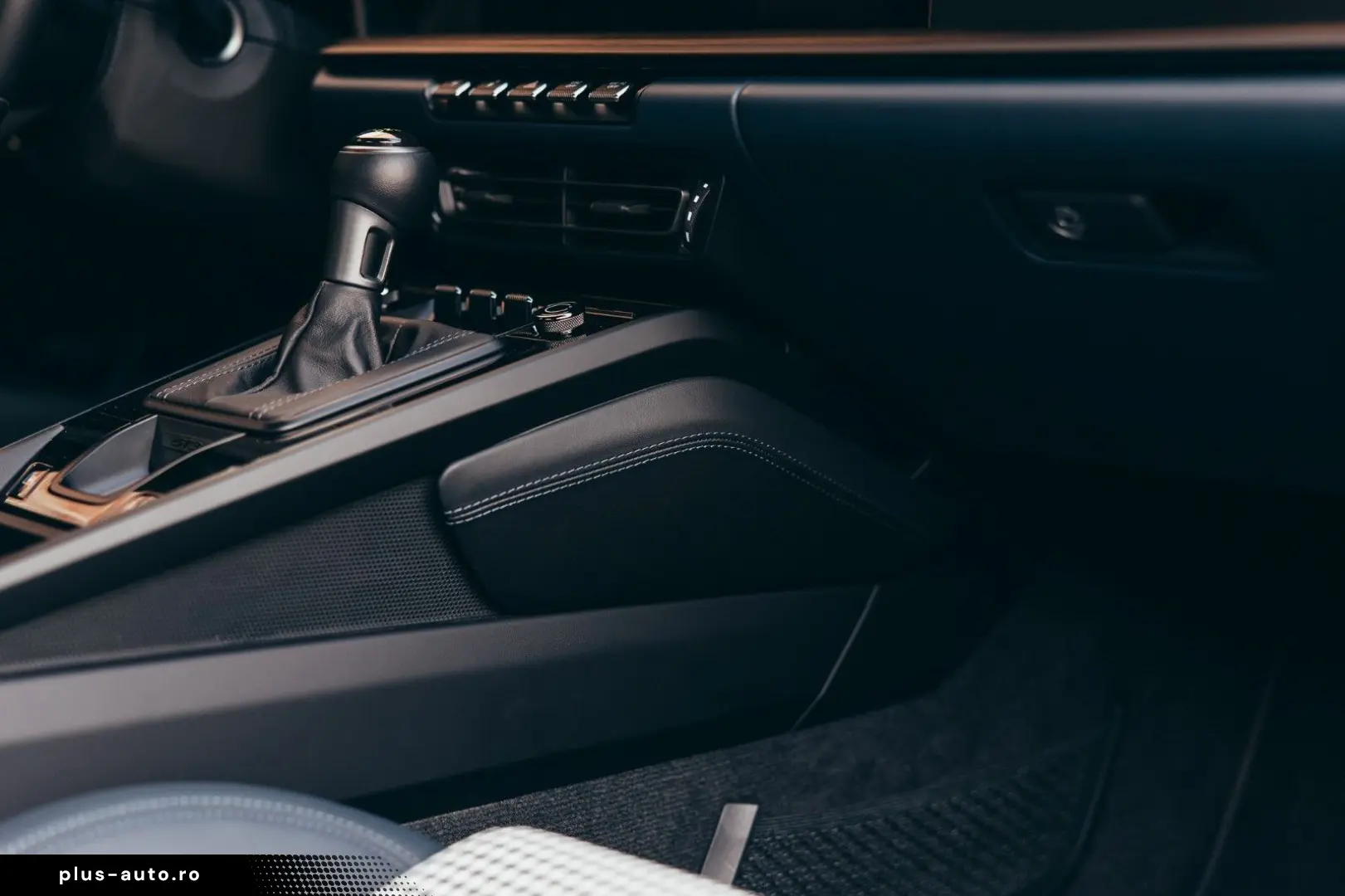 PORSCHE 992 GT3 Touring Sonderwunsch - Approved 04 2027