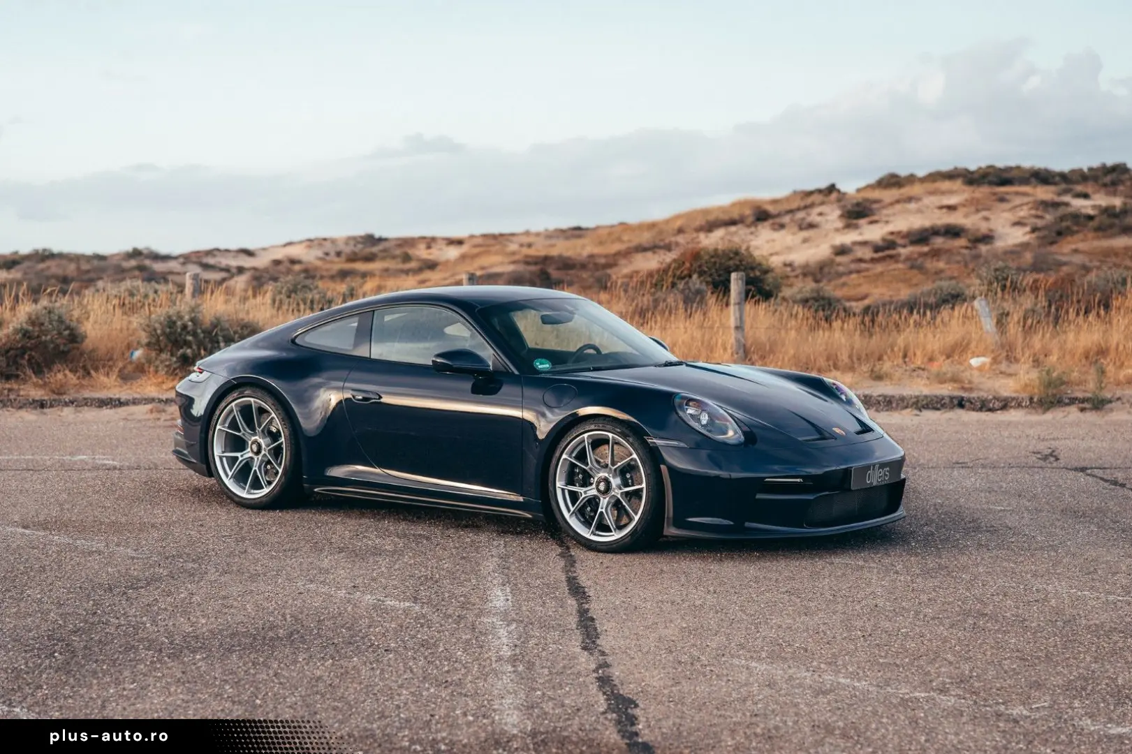 PORSCHE 992 GT3 Touring Sonderwunsch - Approved 04 2027