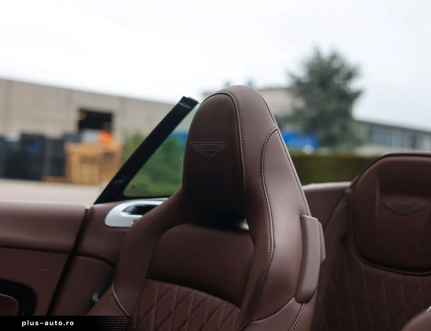 ASTON MARTIN DB12 4.0 V8 Volante