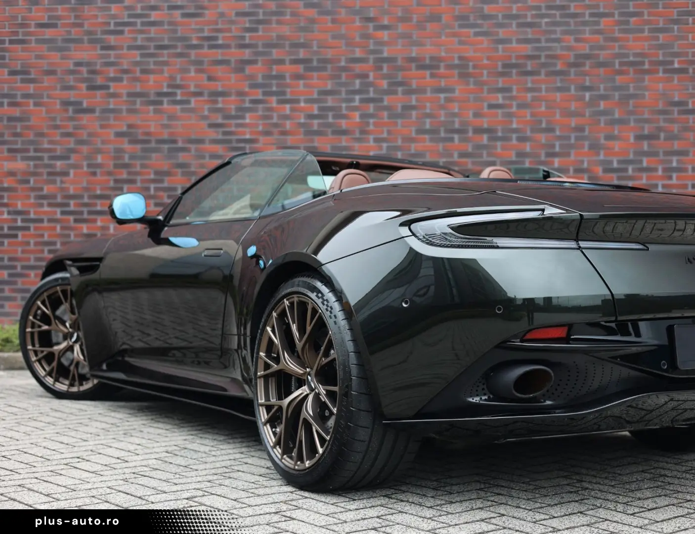 ASTON MARTIN DB12 4.0 V8 Volante