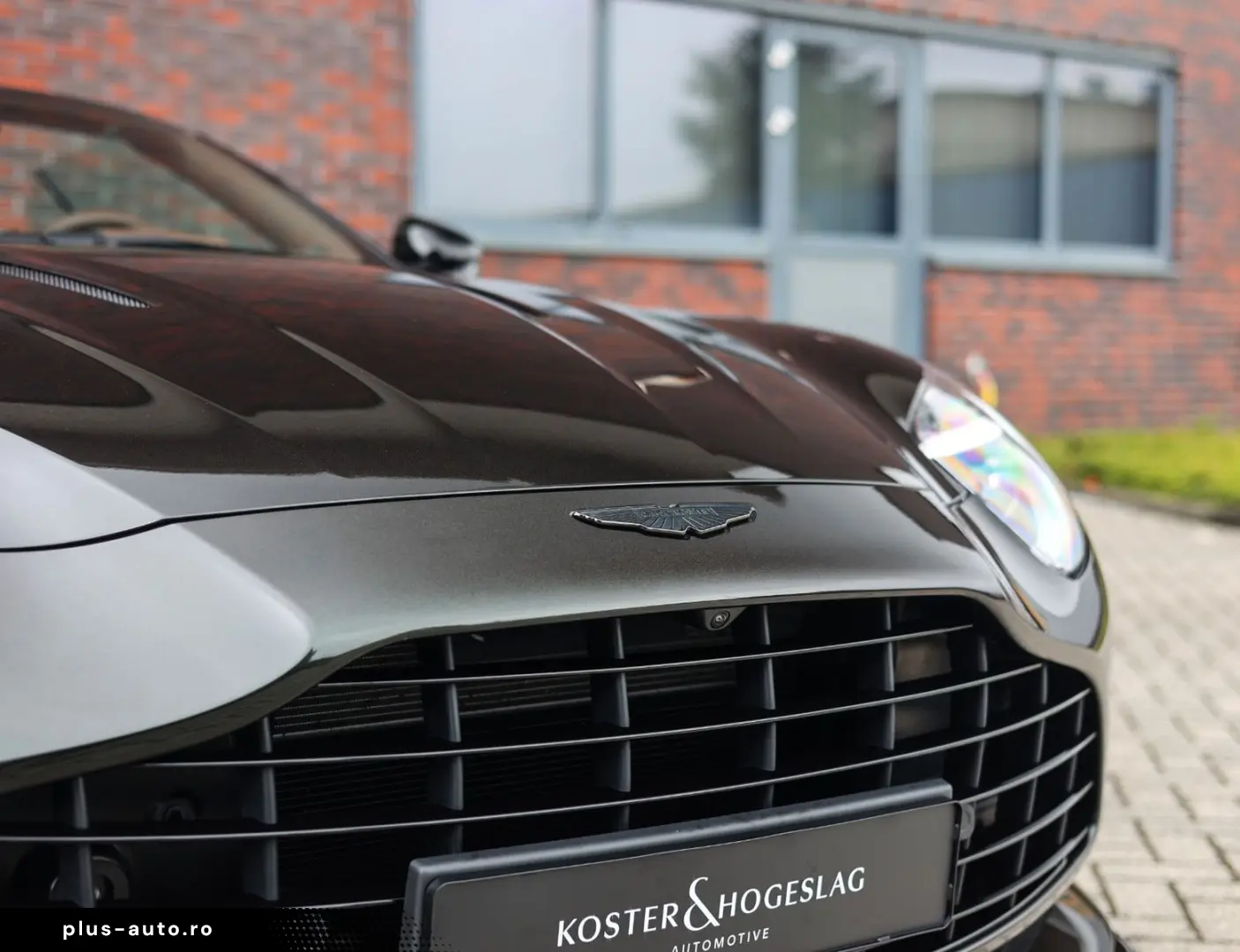 ASTON MARTIN DB12 4.0 V8 Volante