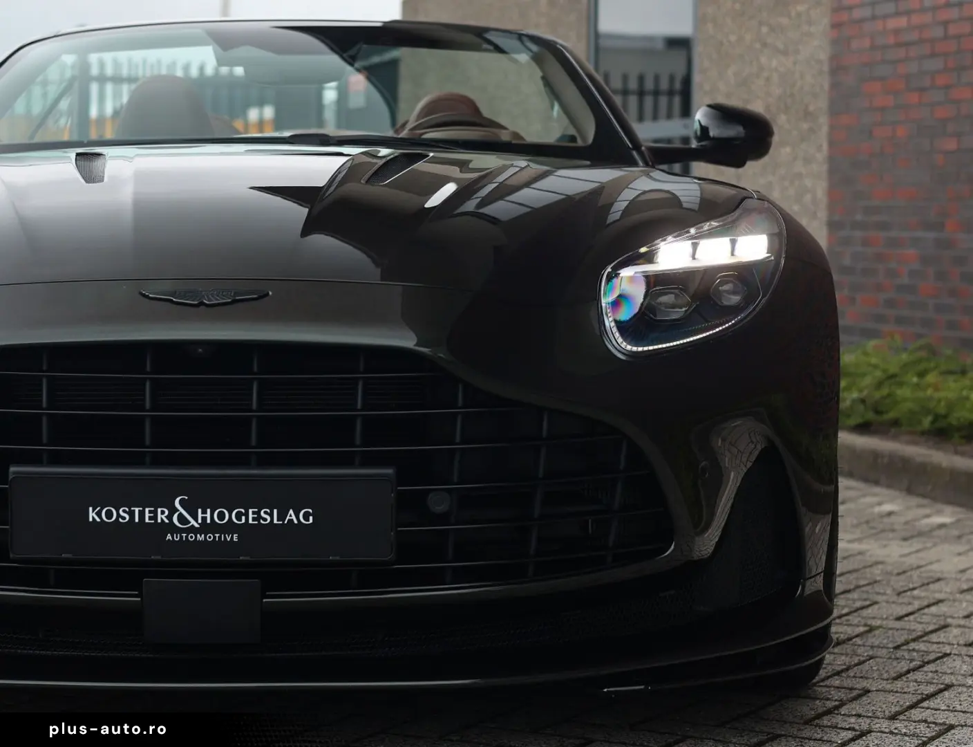 ASTON MARTIN DB12 4.0 V8 Volante