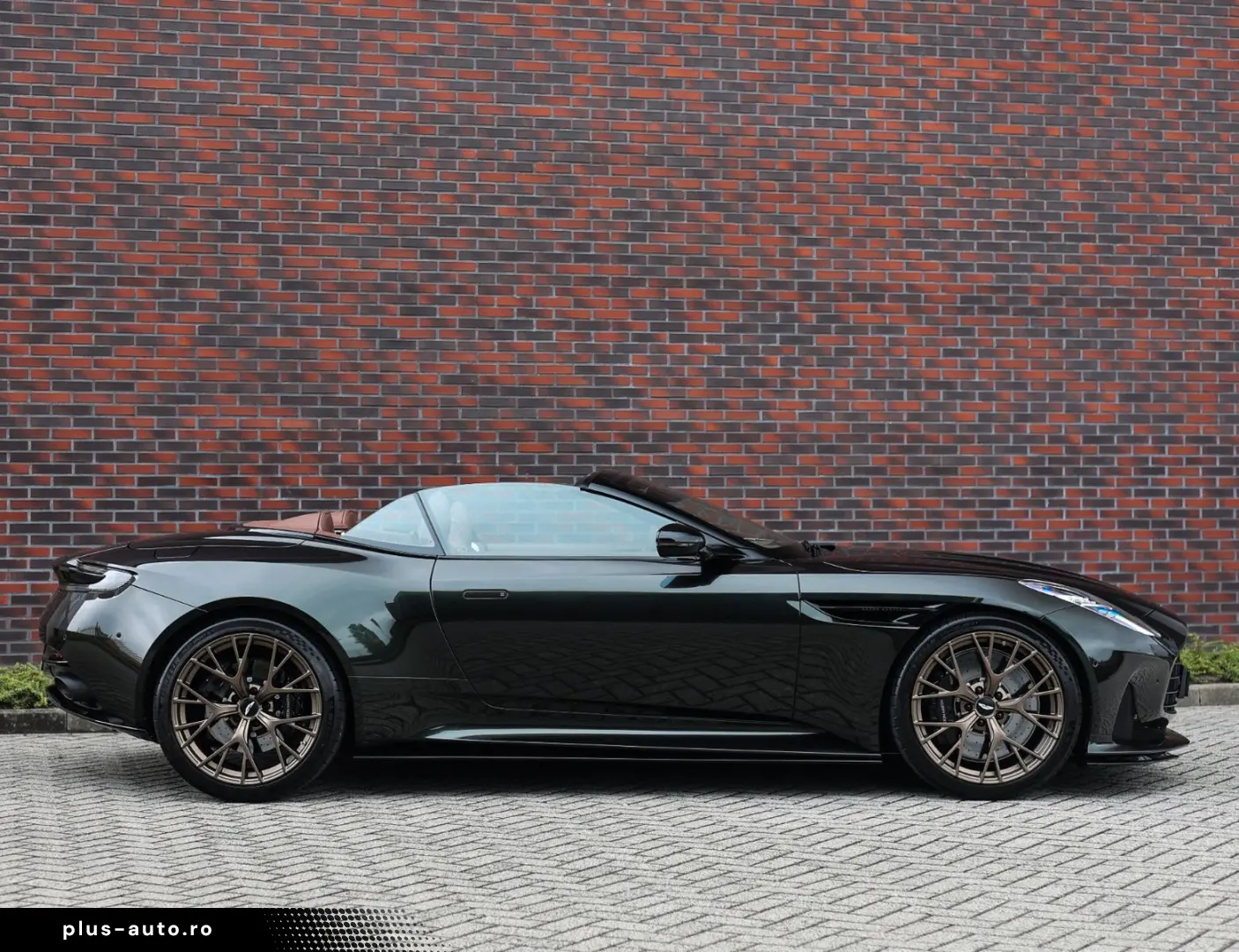 ASTON MARTIN DB12 4.0 V8 Volante