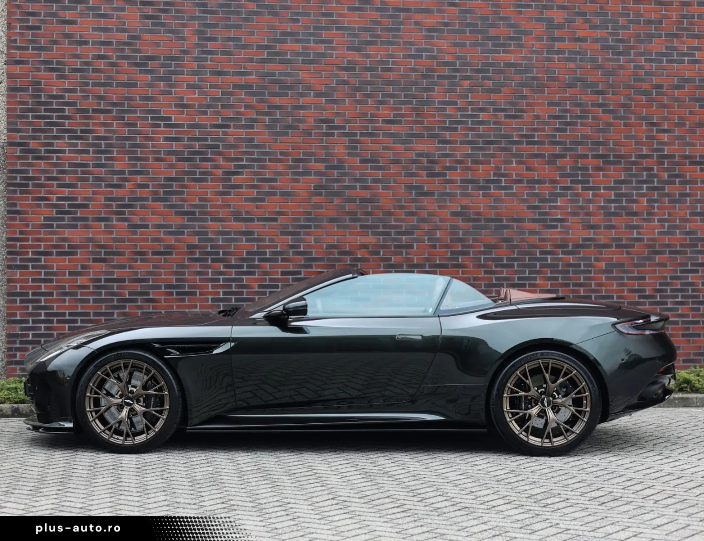 ASTON MARTIN DB12 4.0 V8 Volante