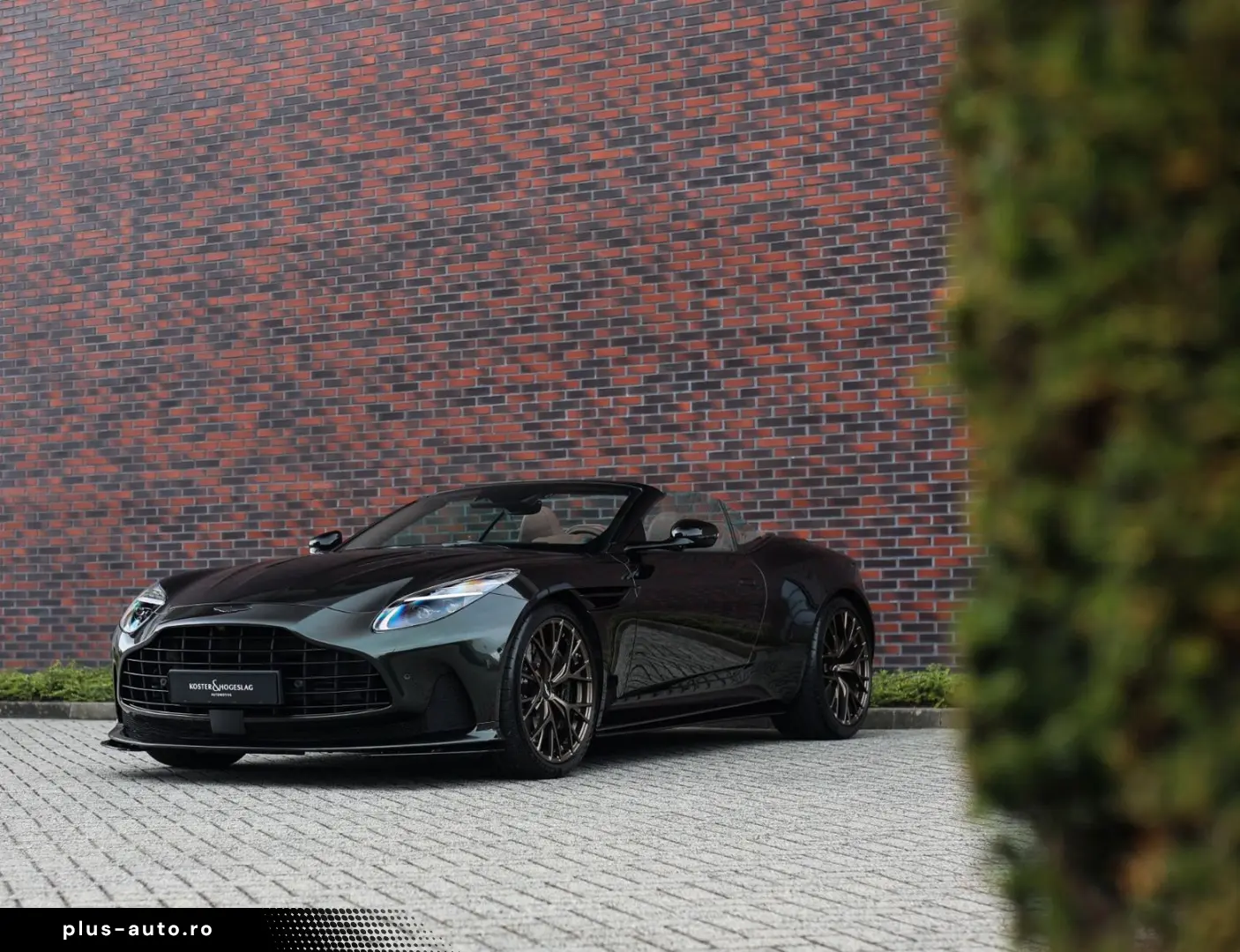 ASTON MARTIN DB12 4.0 V8 Volante