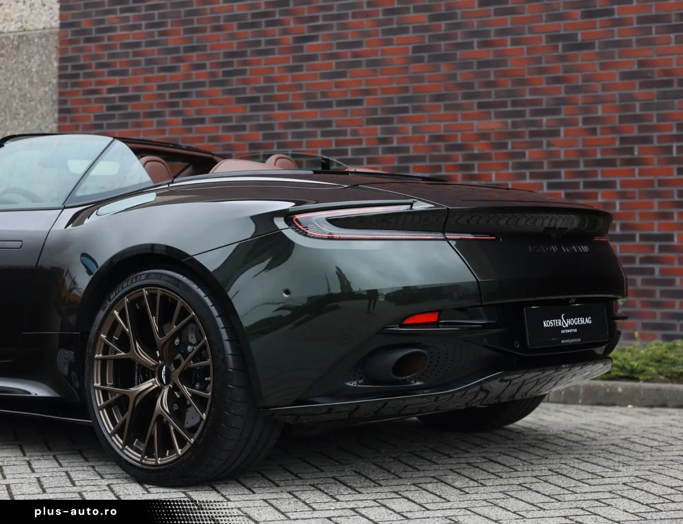 ASTON MARTIN DB12 4.0 V8 Volante