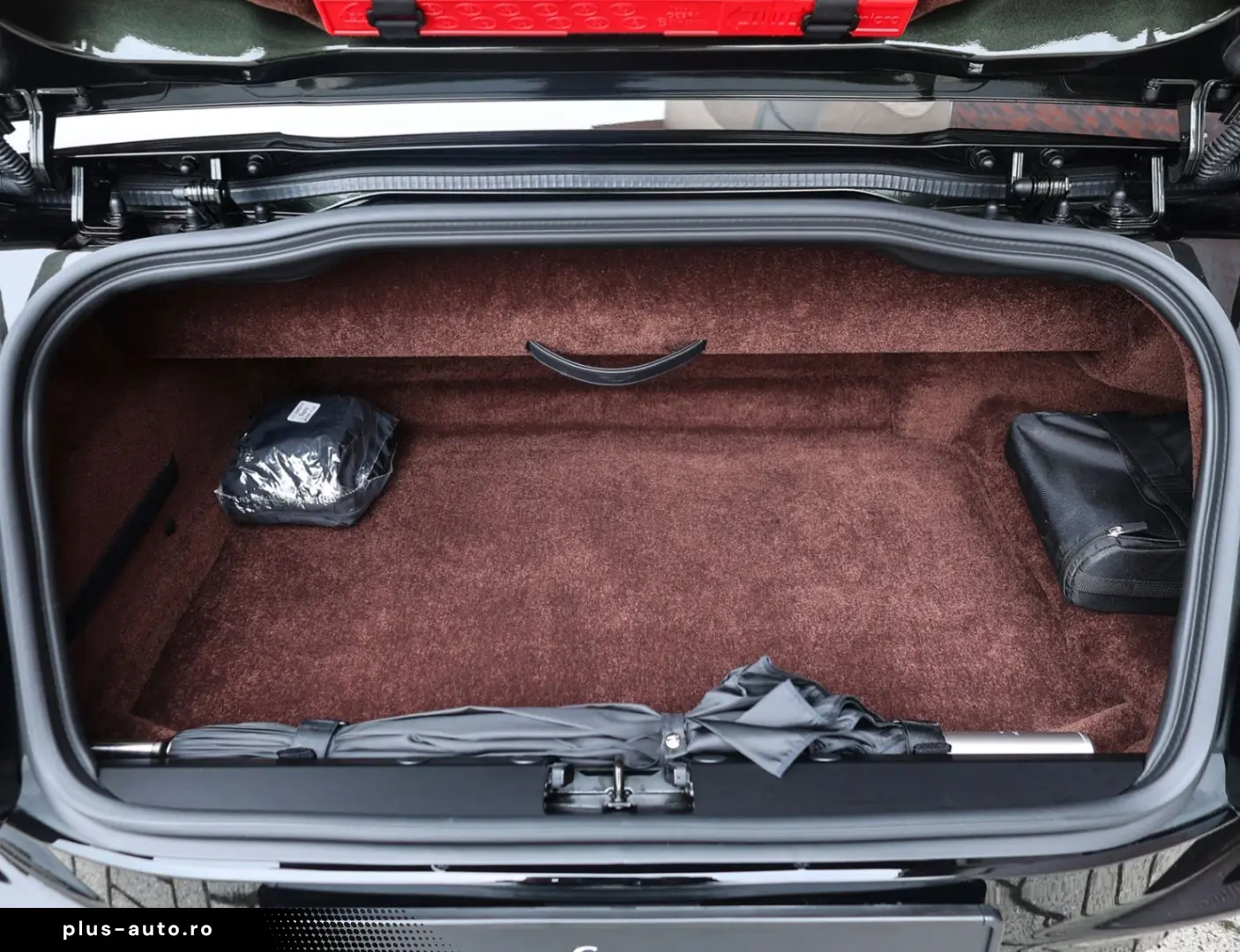 ASTON MARTIN DB12 4.0 V8 Volante