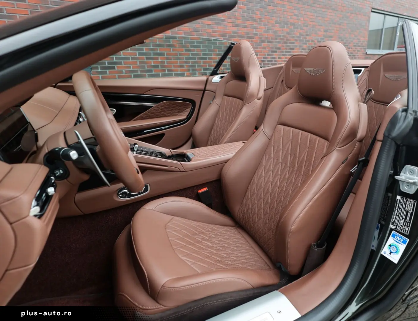 ASTON MARTIN DB12 4.0 V8 Volante