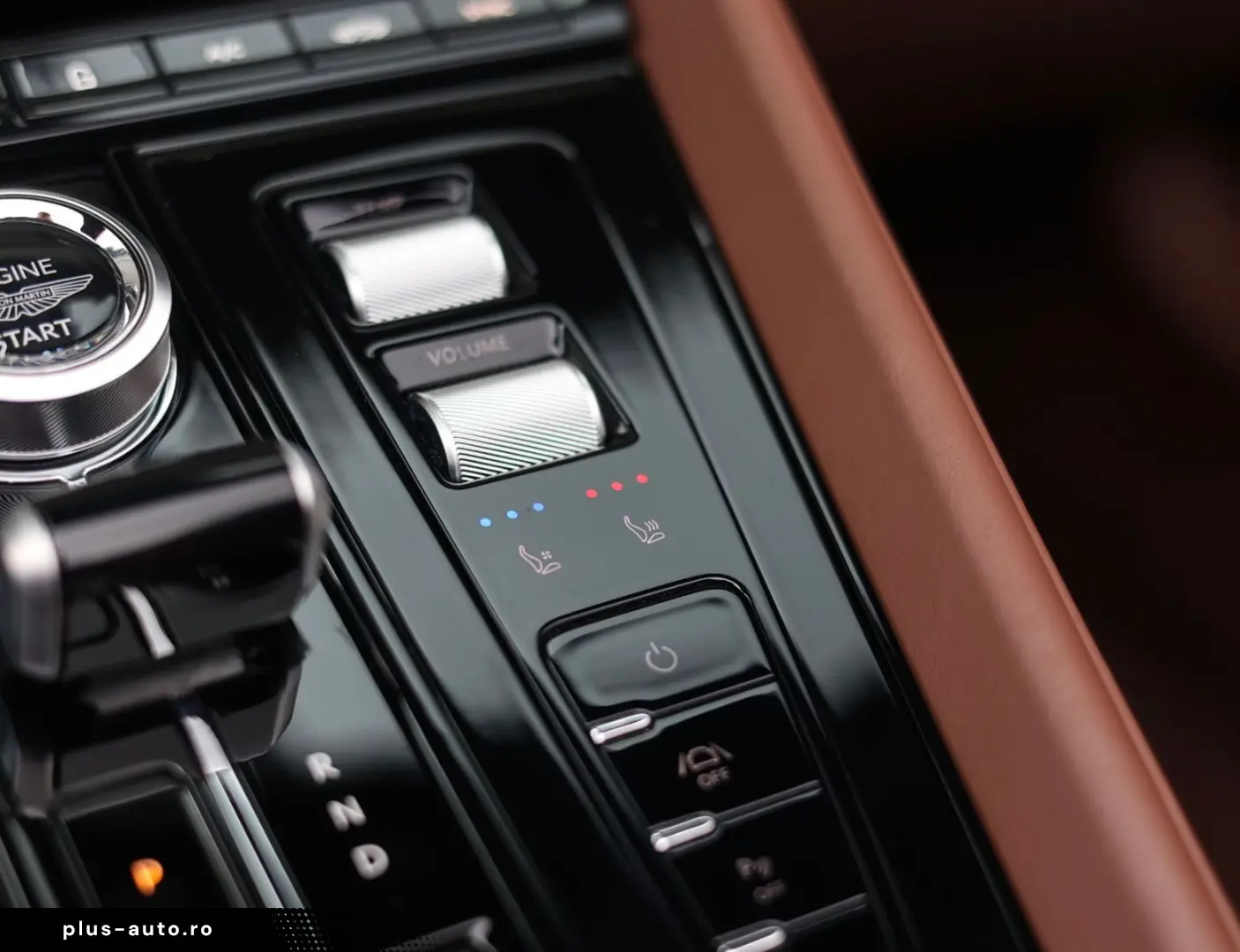 ASTON MARTIN DB12 4.0 V8 Volante