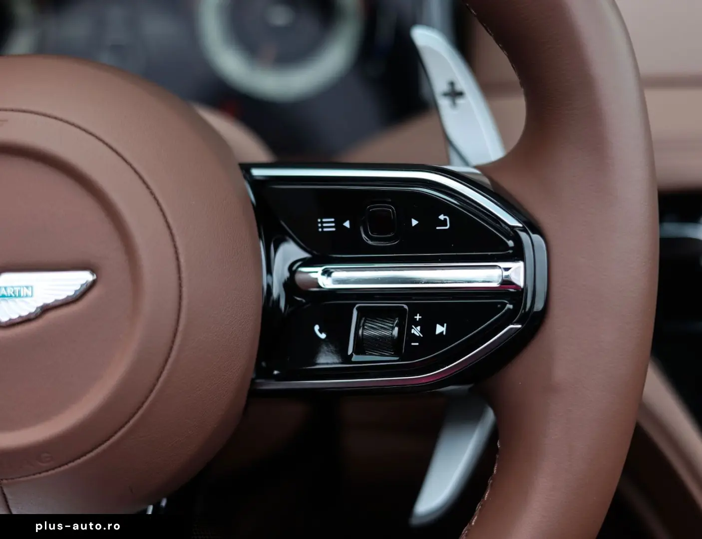 ASTON MARTIN DB12 4.0 V8 Volante
