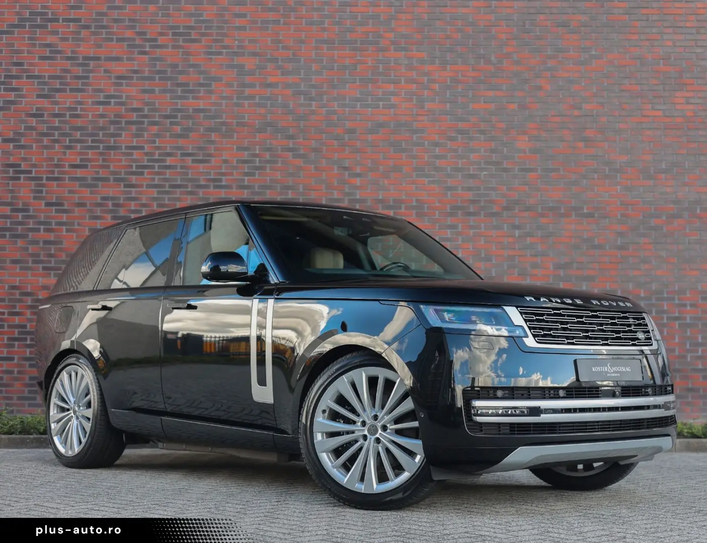 LAND ROVER Range Rover P550e Autobiography