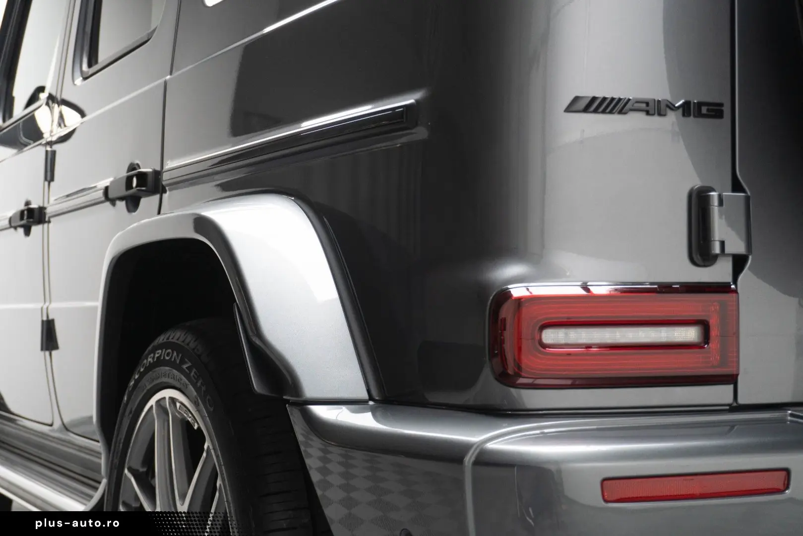 MERCEDES-BENZ G 63 AMG Perf.Pack. Superior Manufaktur 1.Hand