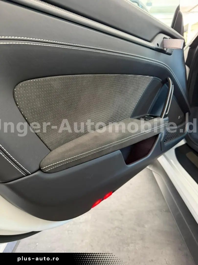 PORSCHE 992 911 GT3 RS Weissach Keramik Lift Clubsport
