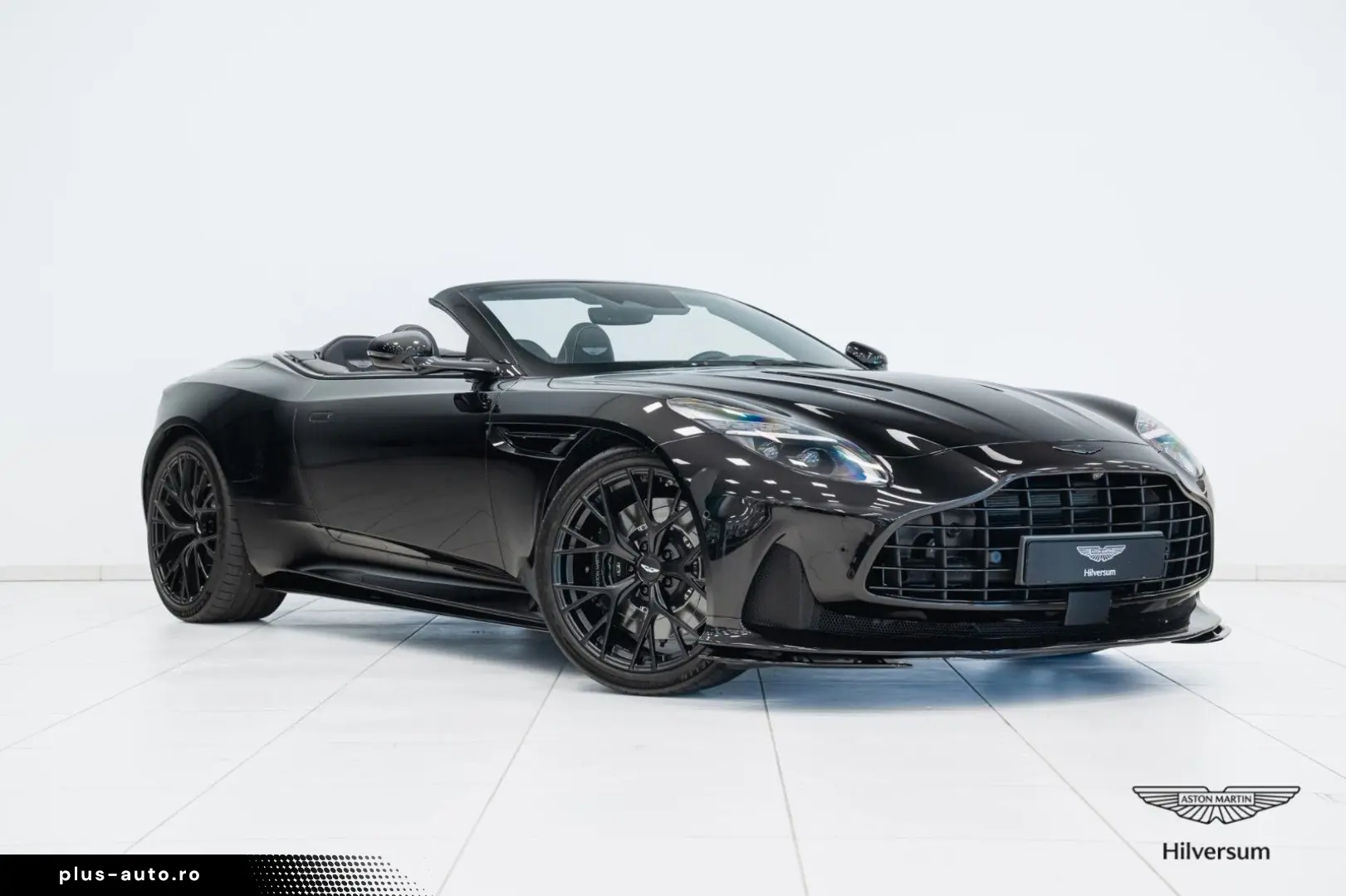 ASTON MARTIN DB12 Volante   Onyx Black   Carbon Interior