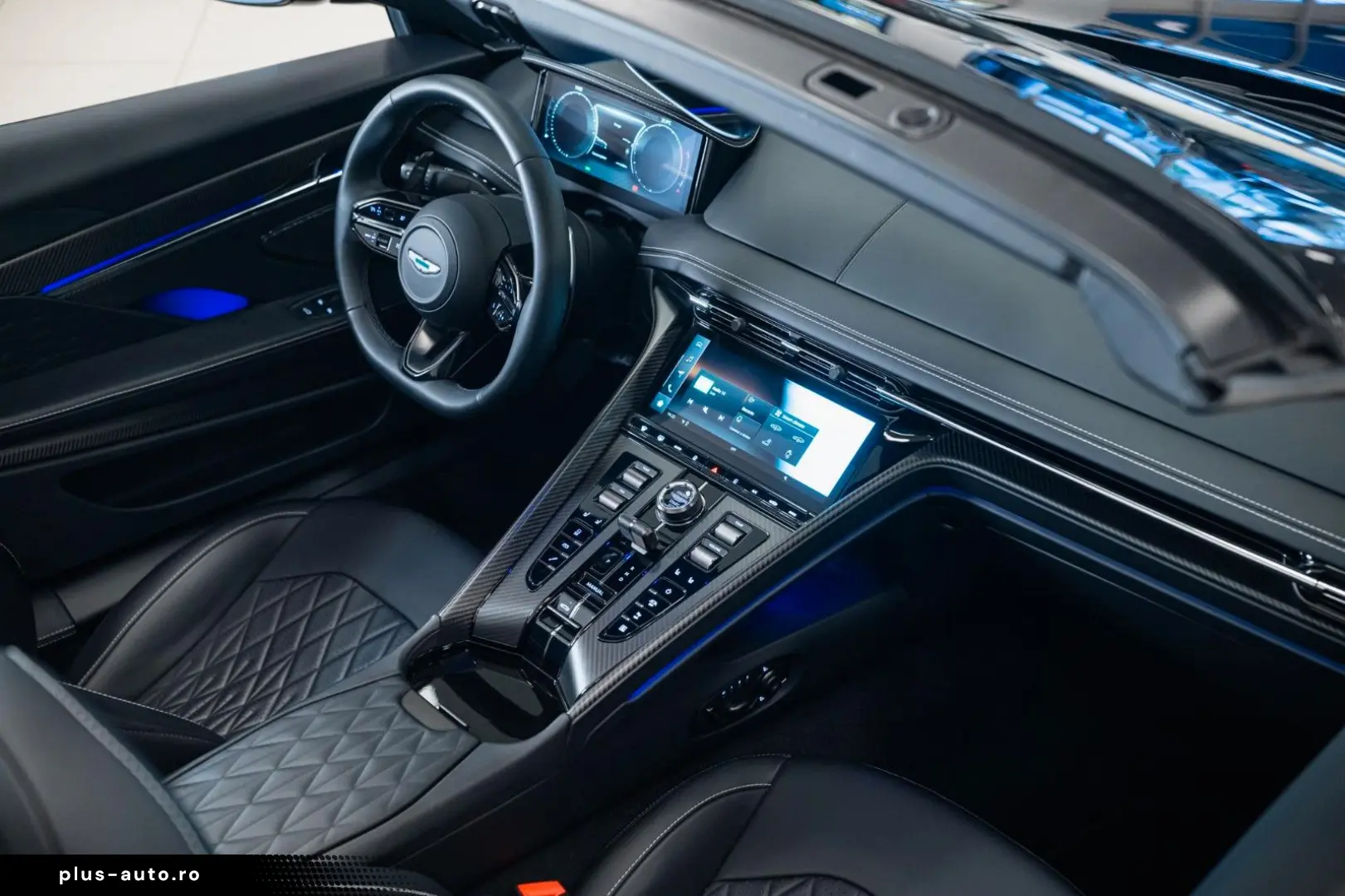 ASTON MARTIN DB12 Volante   Onyx Black   Carbon Interior