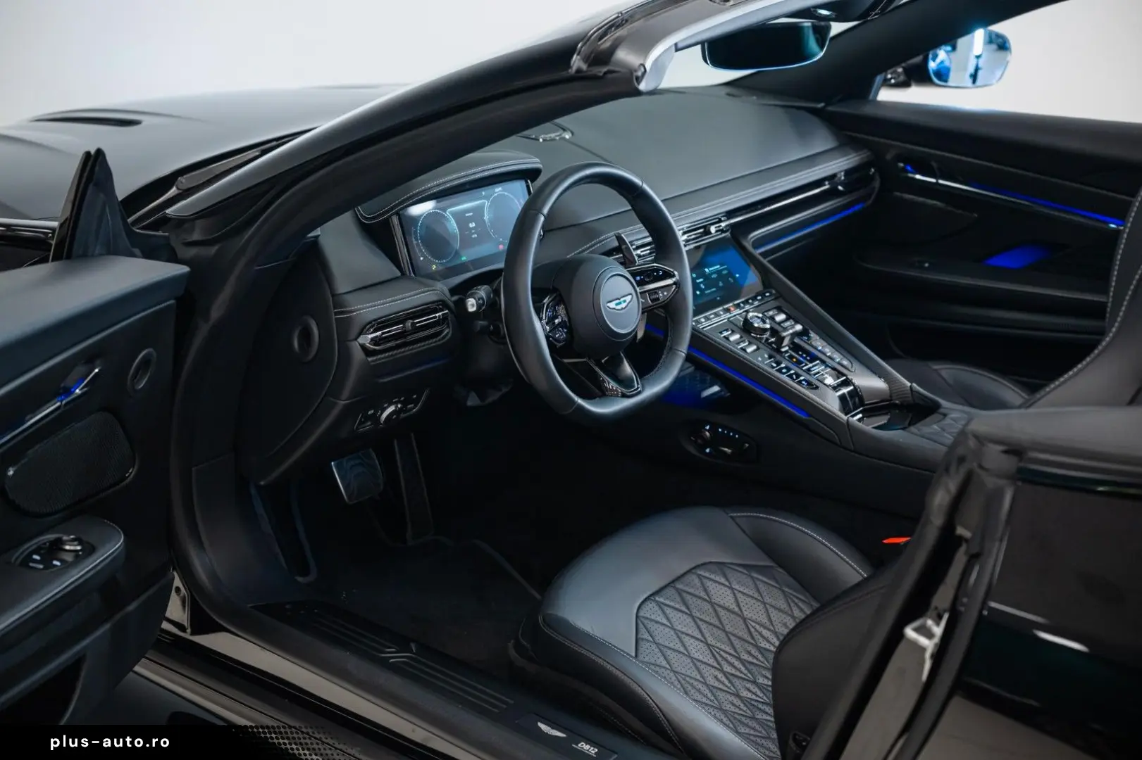 ASTON MARTIN DB12 Volante   Onyx Black   Carbon Interior