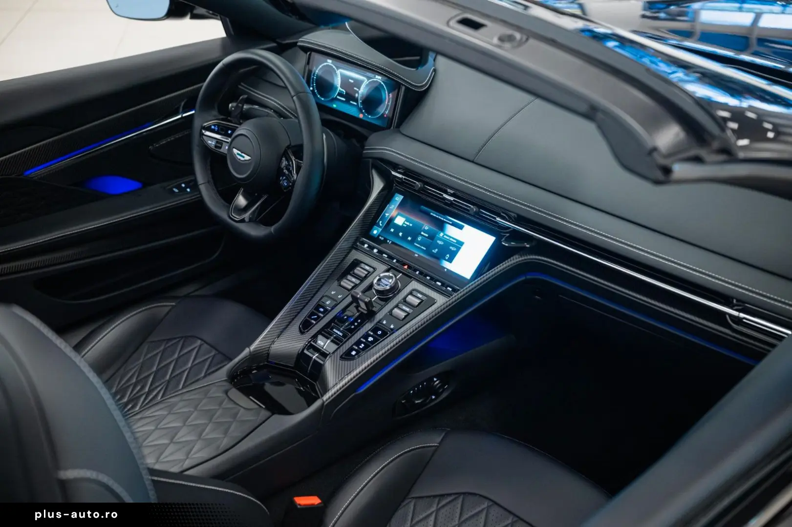 ASTON MARTIN DB12 Volante   Onyx Black   Carbon Interior
