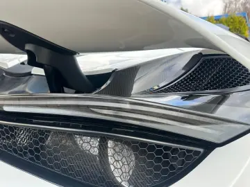 MCLAREN 720S Spider B&W MSO Carbon 1. Hand MwST