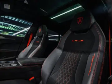 LAMBORGHINI Urus 4.0 V8 Performante Btw auto  (€ 254.504 13