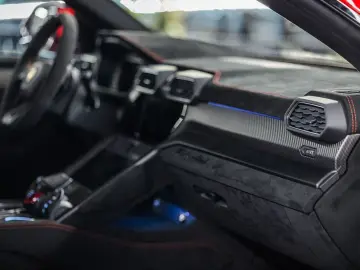 LAMBORGHINI Urus 4.0 V8 Performante Btw auto  (€ 254.504 13