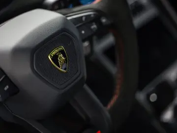 LAMBORGHINI Urus 4.0 V8 Performante Btw auto  (€ 254.504 13