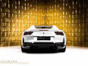 FERRARI 812 GTS   CARBON   LIFT   CARBON SEATS