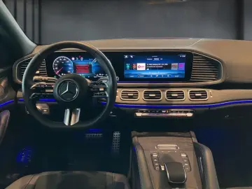 MERCEDES-BENZ GLE 400e 4M AMG Night Pano Burm AIRMATIC AHK