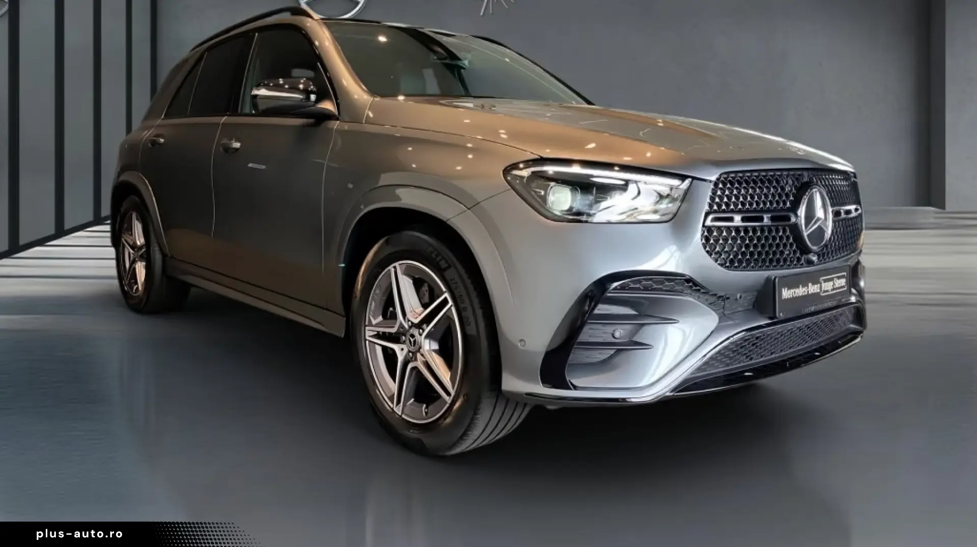 MERCEDES-BENZ GLE 400 e 4M AMG NIGHT PANO BURM. AIRMATIC AHK