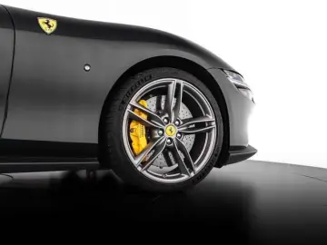 FERRARI Ferrari Roma