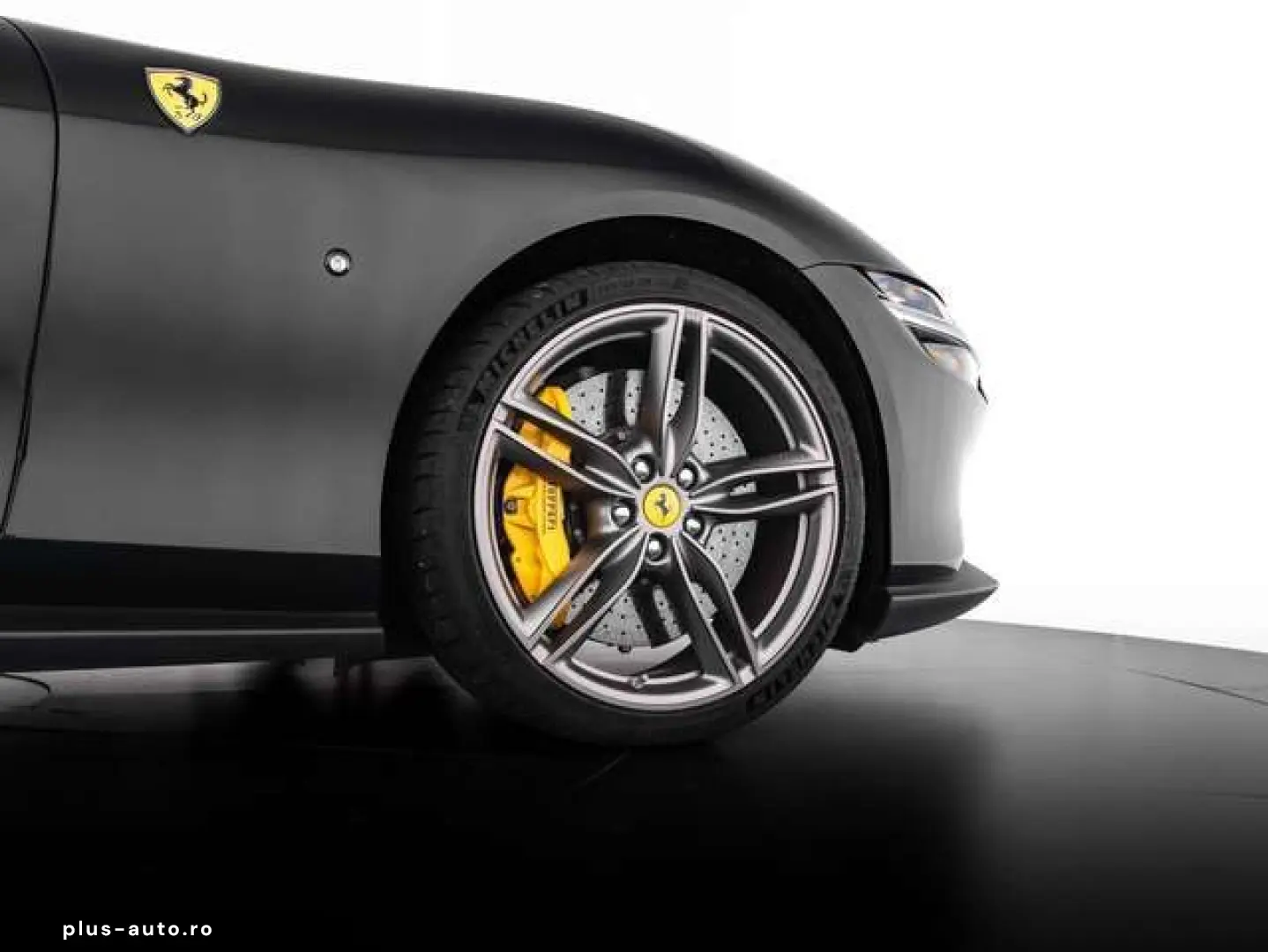 FERRARI Ferrari Roma