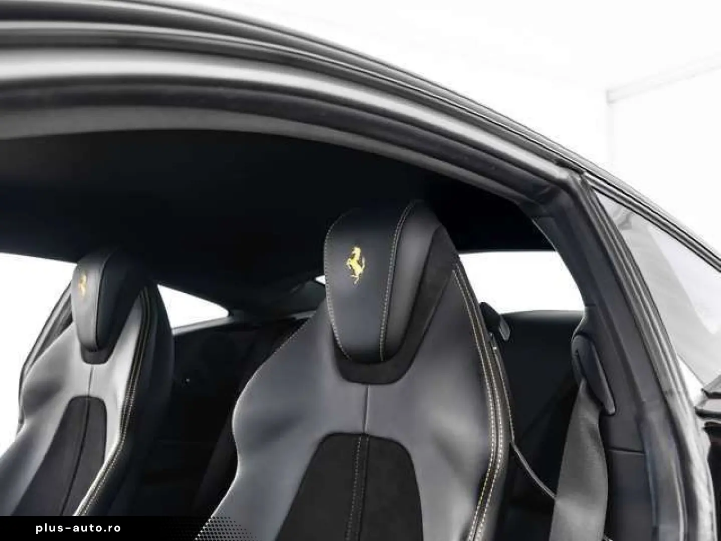 FERRARI Ferrari Roma