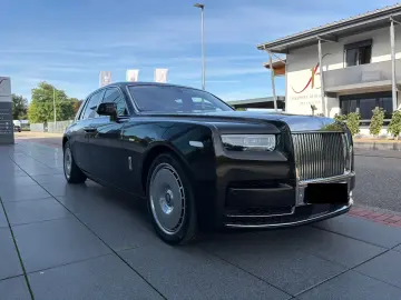ROLLS ROYCE Phantom Serie II Gold-Plated Spirit Ecstasy