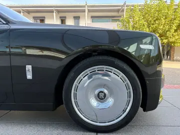 ROLLS ROYCE Phantom Serie II Gold-Plated Spirit Ecstasy