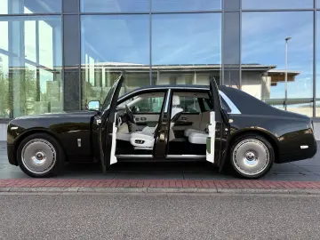 ROLLS ROYCE Phantom Serie II Gold-Plated Spirit Ecstasy