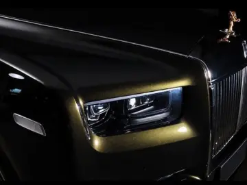 ROLLS ROYCE Phantom Serie II Gold-Plated Spirit Ecstasy