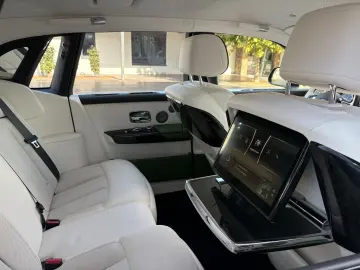 ROLLS ROYCE Phantom Serie II Gold-Plated Spirit Ecstasy