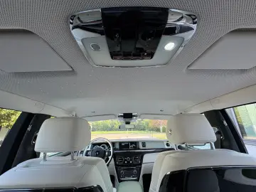 ROLLS ROYCE Phantom Serie II Gold-Plated Spirit Ecstasy