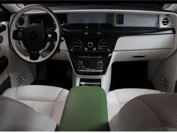 ROLLS ROYCE Phantom Serie II Gold-Plated Spirit Ecstasy