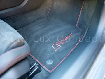 AUDI R8 GT 1 of 333 Schalensitze B&O Laserlicht Kamer